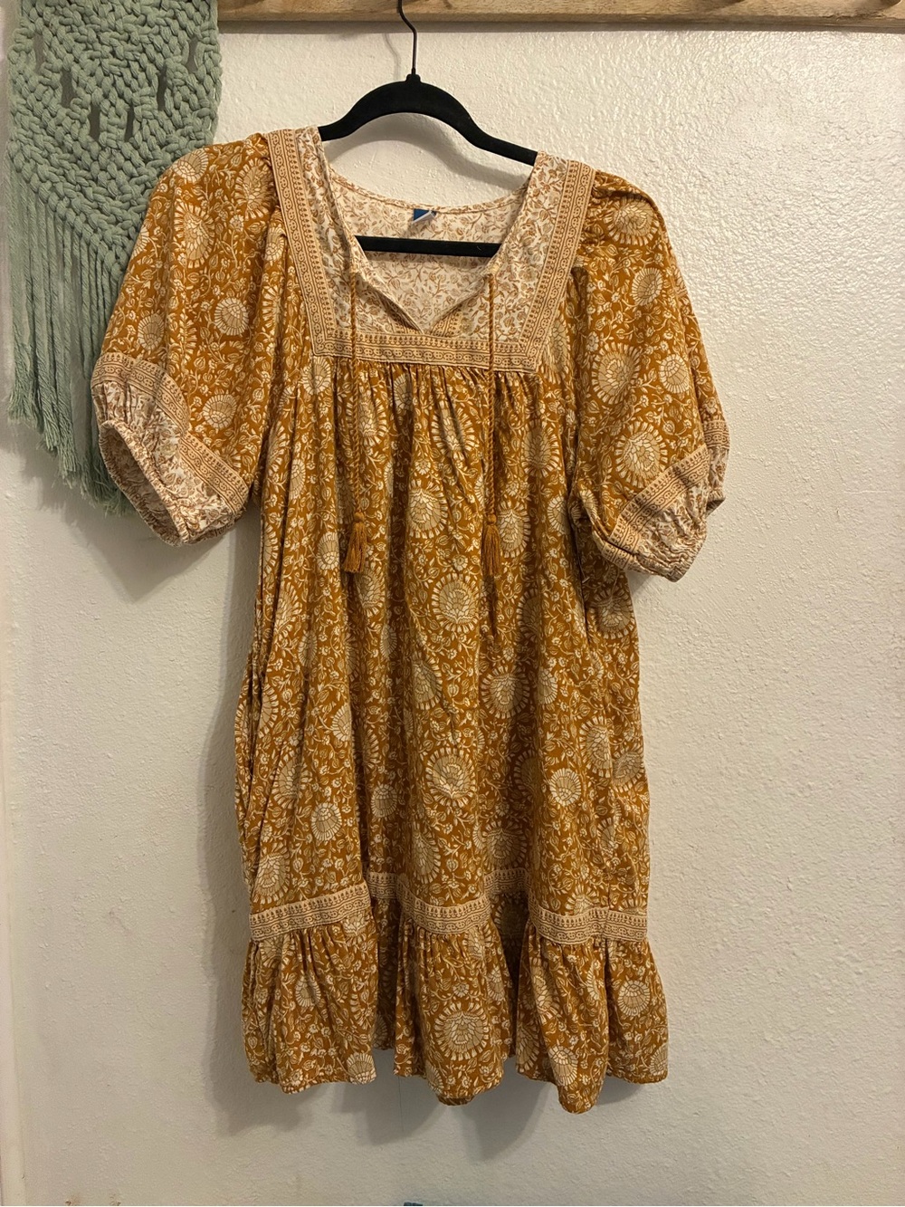 Women’s Old Navy Mustard Floral Boho Puff-Sleeve Dress